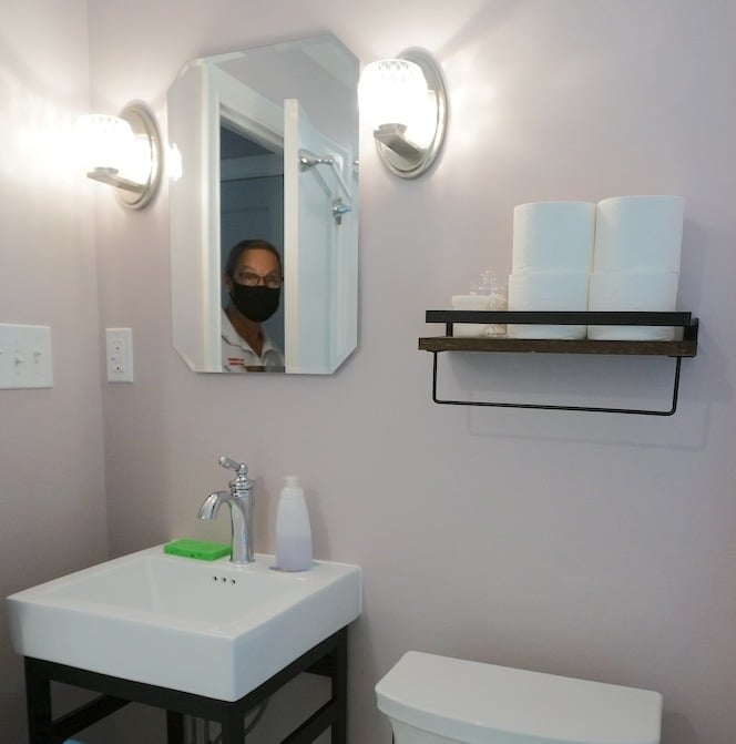Edgehill_bathroom_after_DSC02812