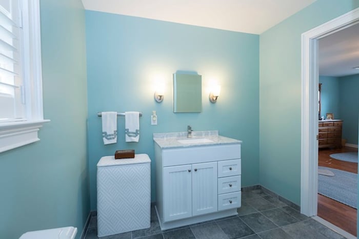 Buttonwood Bathroom - Tilghman Builders