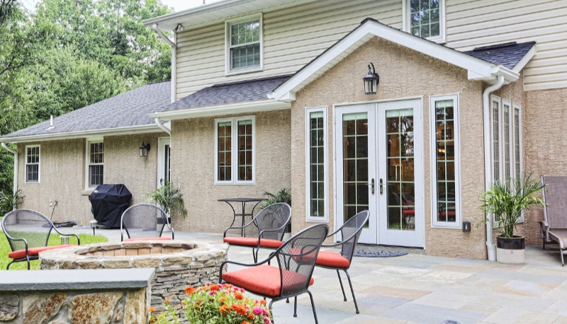 How to Create an Awesome Indoor-Outdoor Living Space for ... How to Create an Awesome Indoor-Outdoor Living Space for ... on Awesome Outdoor Living Spaces id=88377