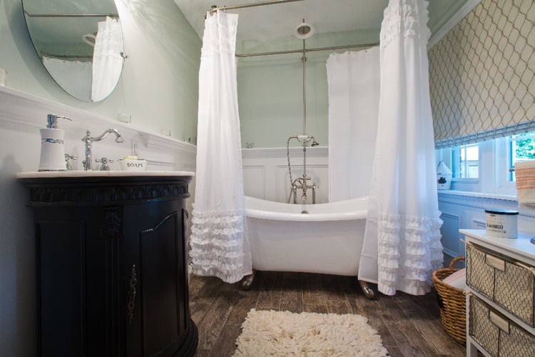 bathroom remodel - round bath tub